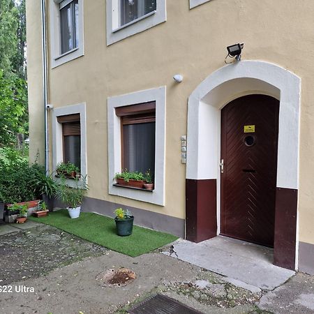 Matyas Apartman タタ エクステリア 写真