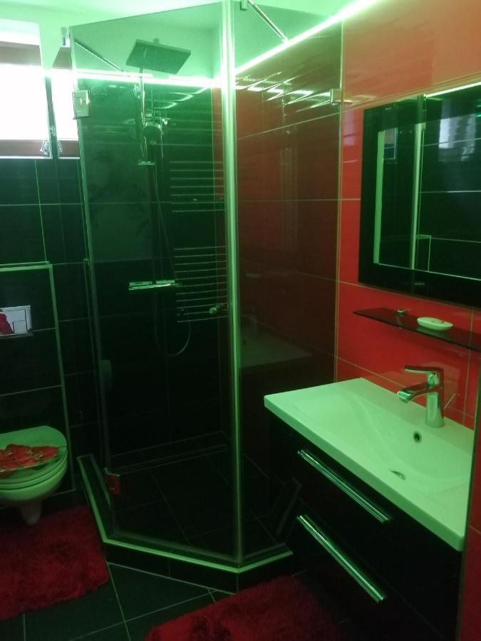 Matyas Apartman タタ エクステリア 写真