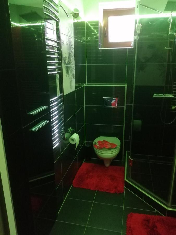 Matyas Apartman タタ エクステリア 写真